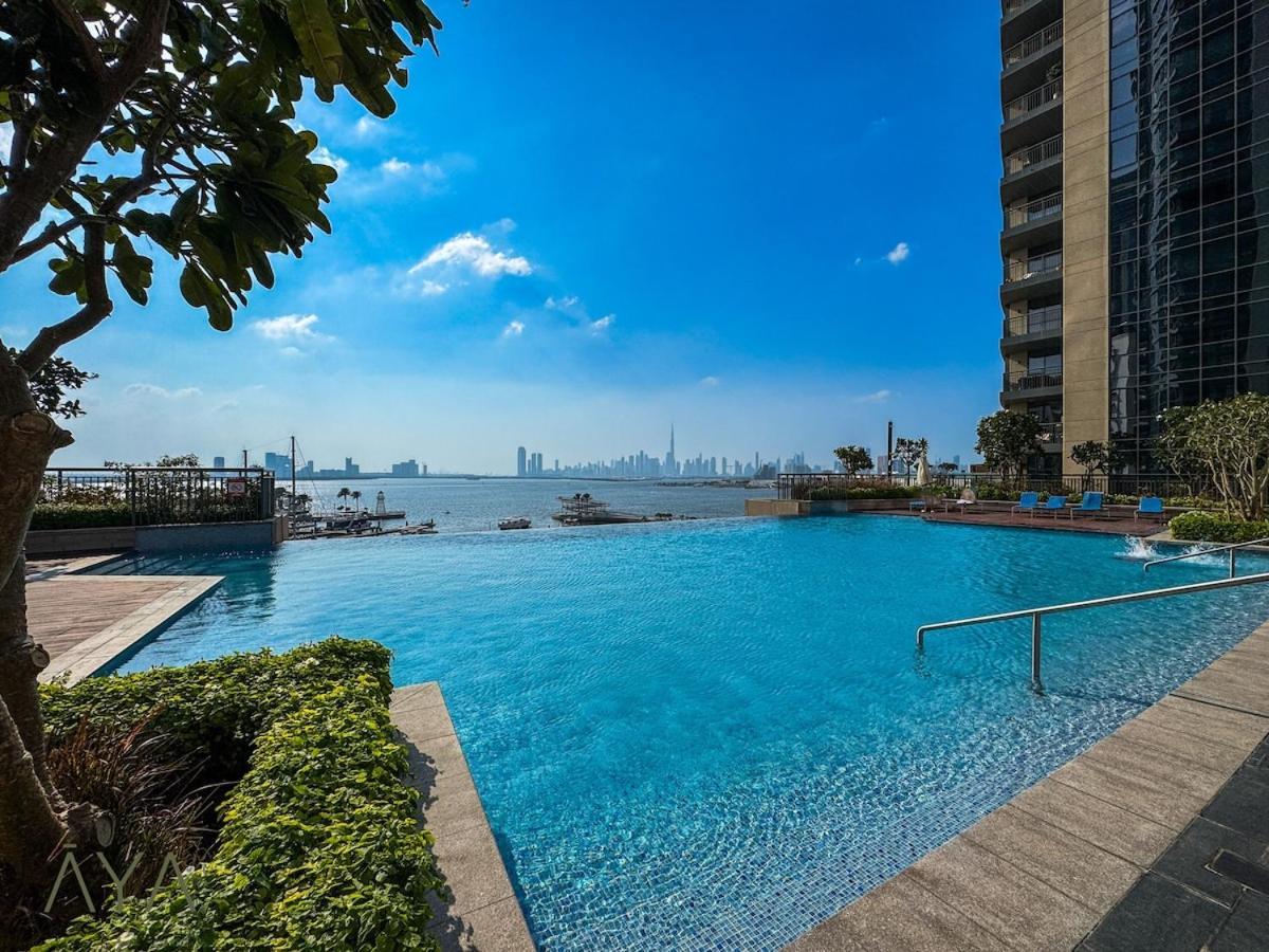 Creekside Vibes Chic With Views By Aya Boutique Appartement