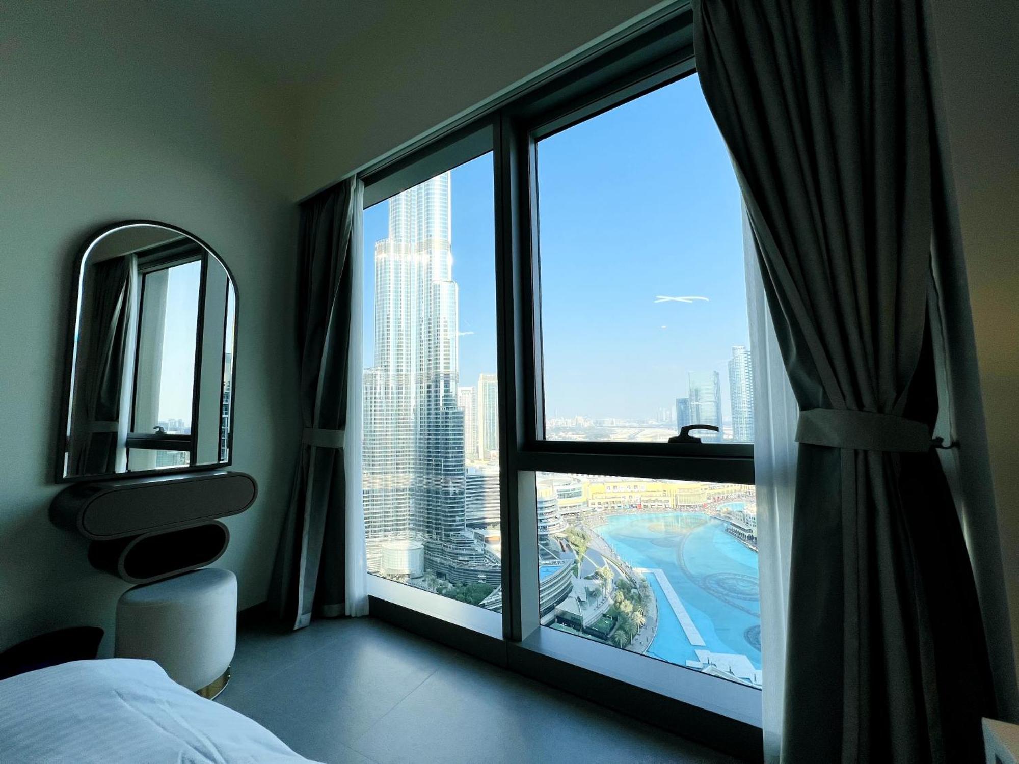Luxury 2br Burj Khalifa & Fountain Views Dubaï