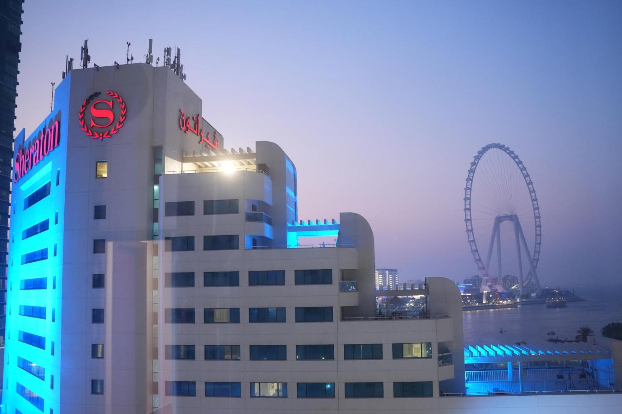 Capsulehotel Yellow Parrot Jbr Dubai