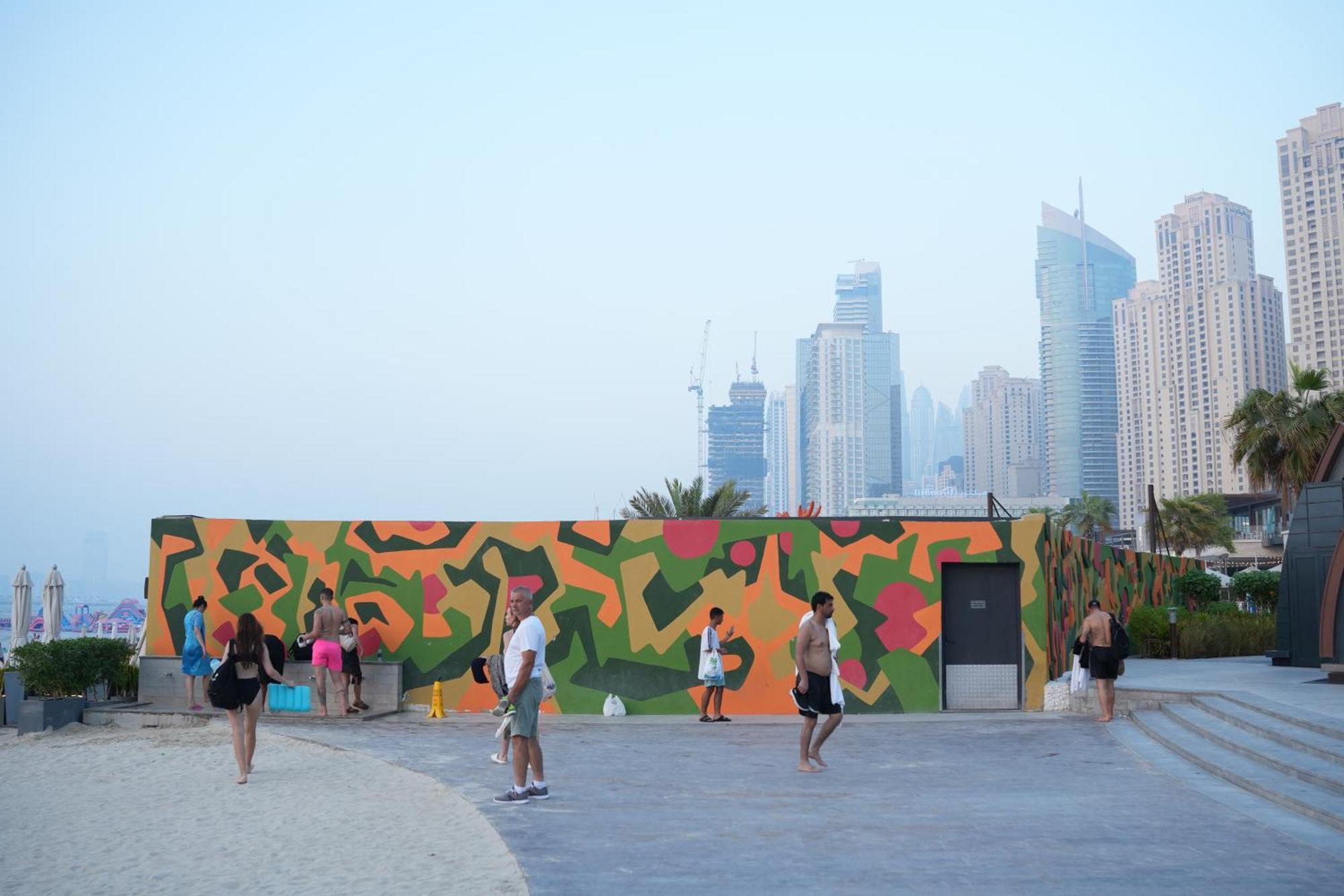 Capsulehotel Yellow Parrot Jbr Dubai