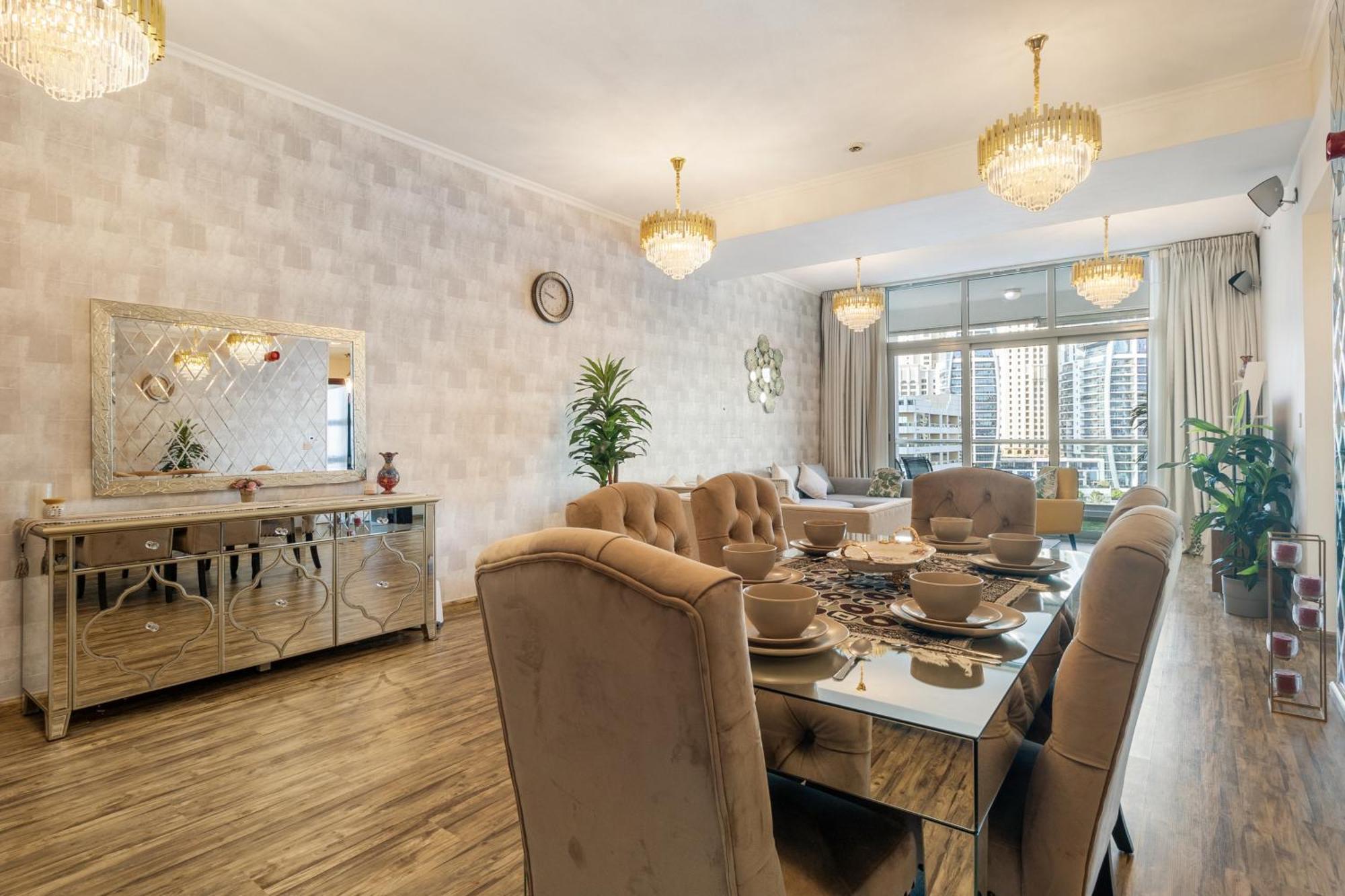 Royal Marina Experience Lavish 2br Waterfront View * Dubai