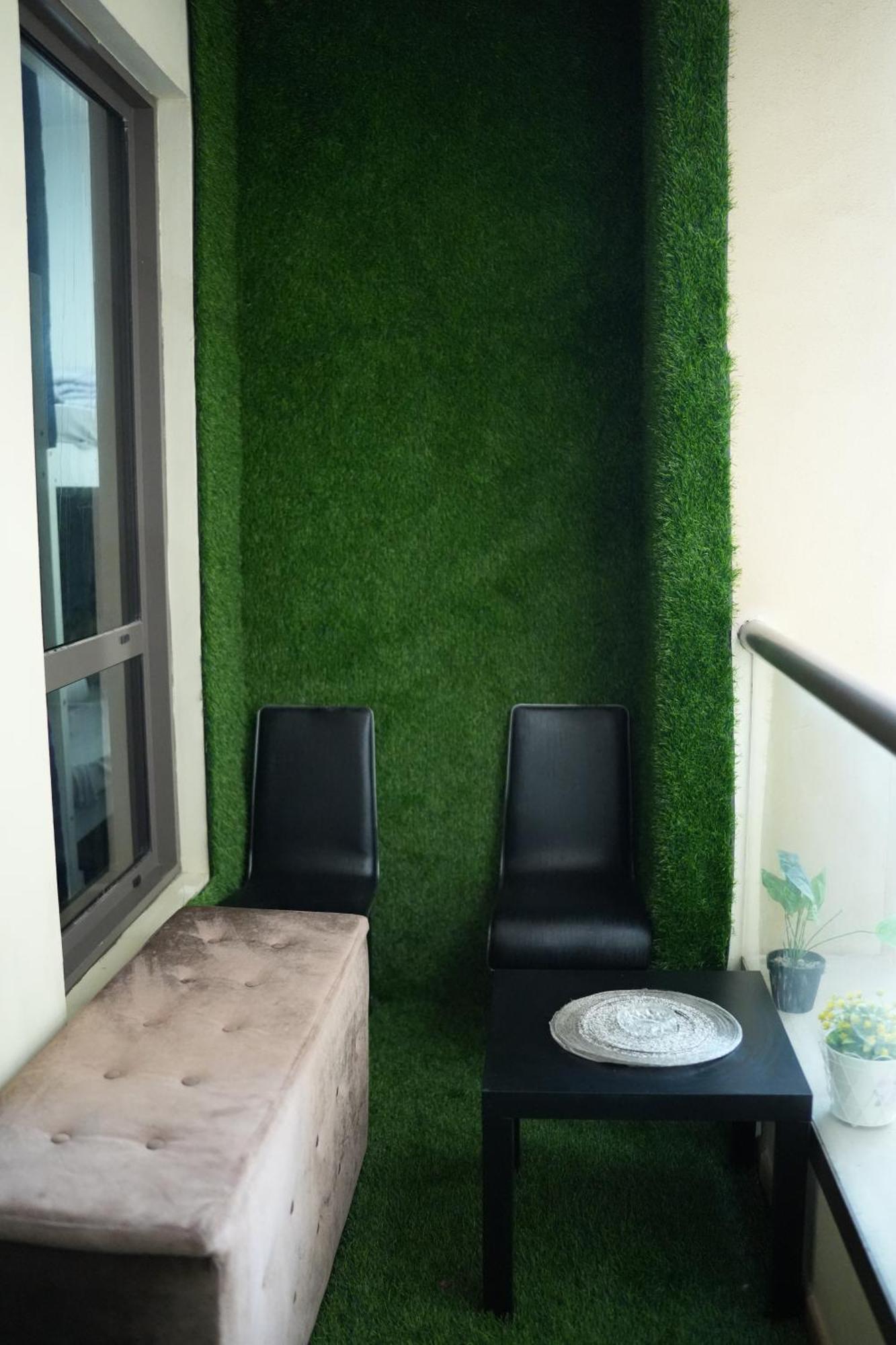 Capsulehotel Yellow Parrot Jbr
