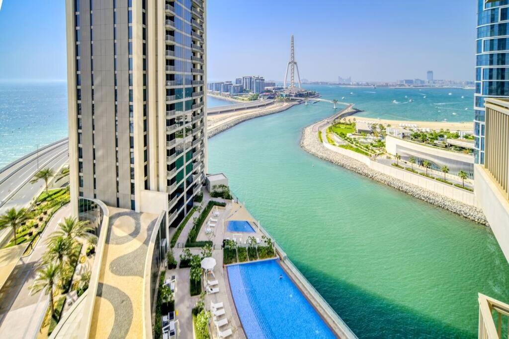 Luxury 2 Bed With Bluewater Views & Infinity Pool Appartement Dubaï