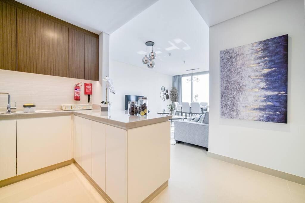 Appartement Luxury 2 Bed With Bluewater Views & Infinity Pool Dubaï