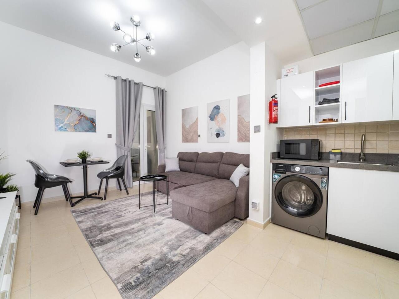 Charming 1-bedroom In Autumn, Jvc * Dubaï