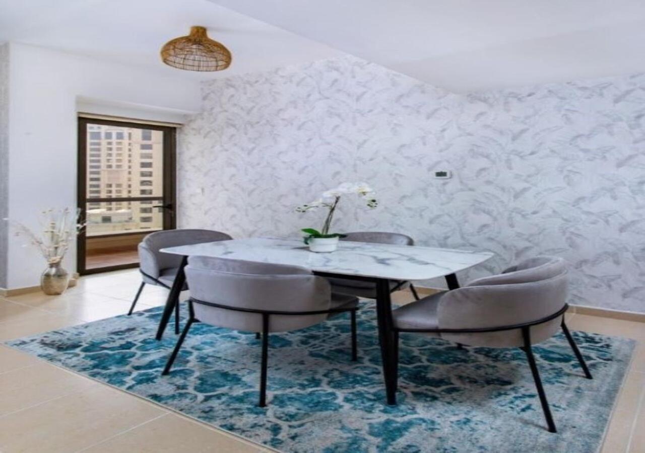 Spacious 2 Bedroom With Amazing Marina View Rimal Jbr Dubai