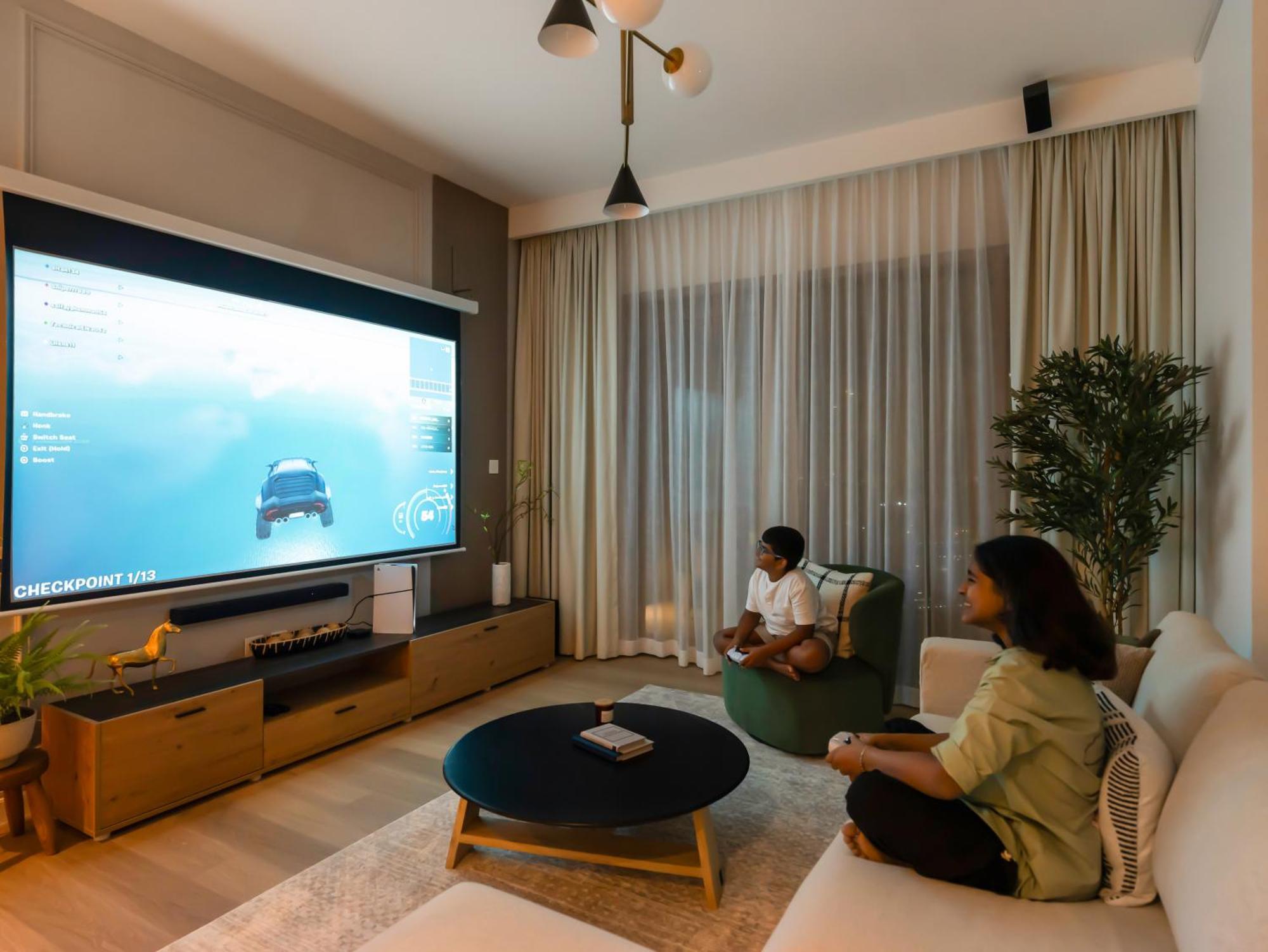 The Cinema Luxury 2-bed Near Mall Apartament Dubai