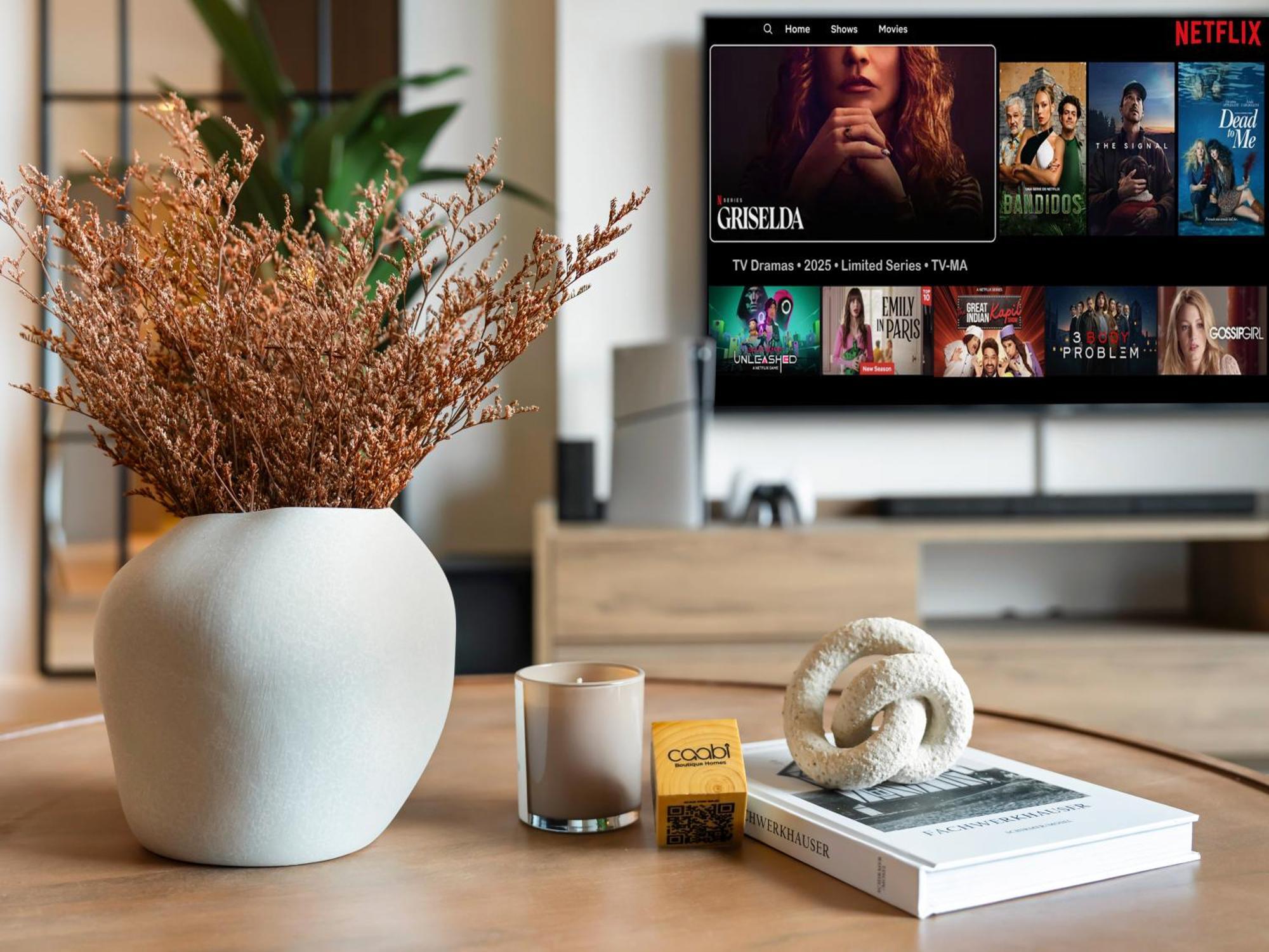 The Chic Downtown Luxury Near Burj Khalifa Apartment *