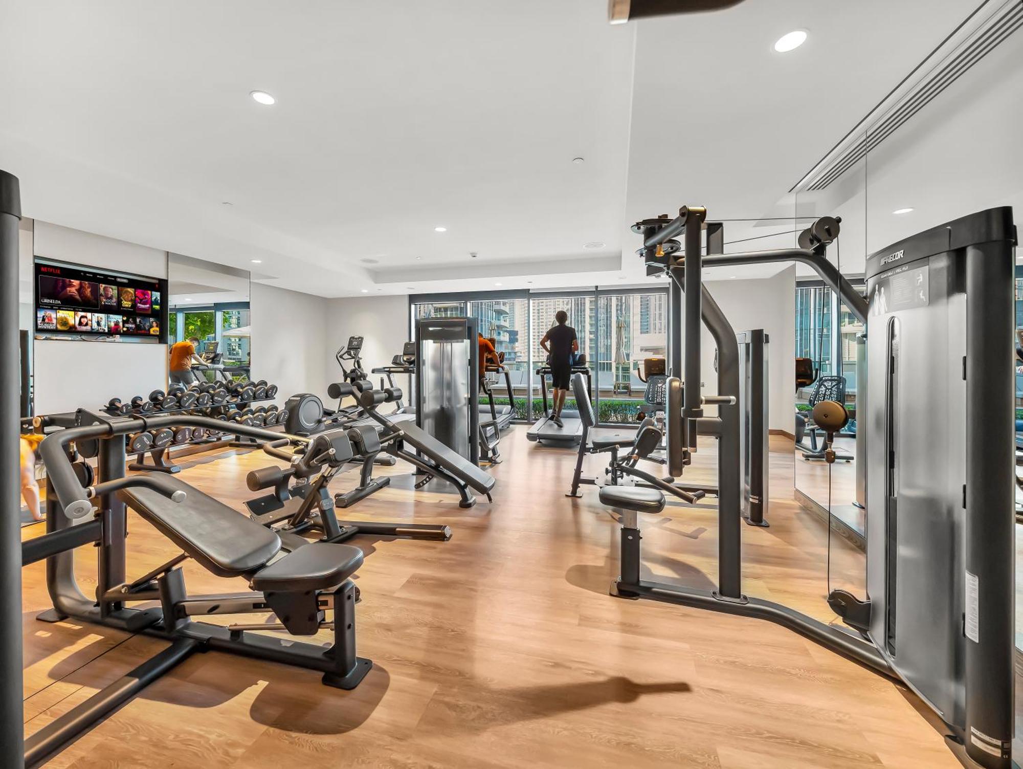 The Chic Downtown Luxury Near Burj Khalifa Apartment *