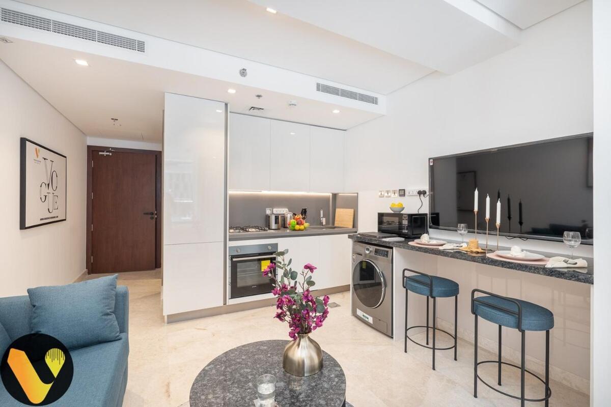 Vogue The Sterling By Omniyat With Balcony Near Burj Khalifa And Mall Appartement