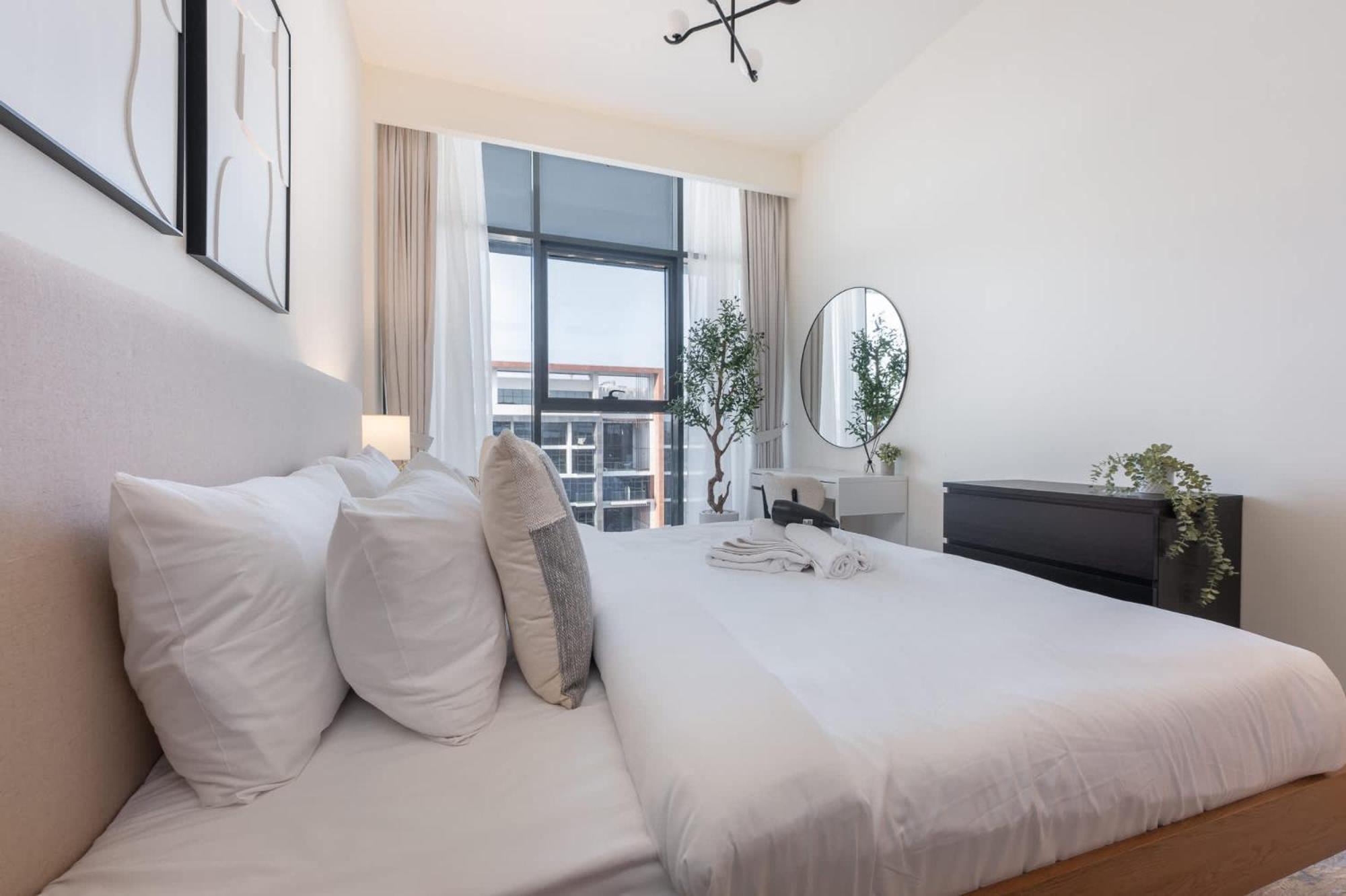 Bright And Elegant 3-bedroom Escape Perfect For Families In Meydan Appartement