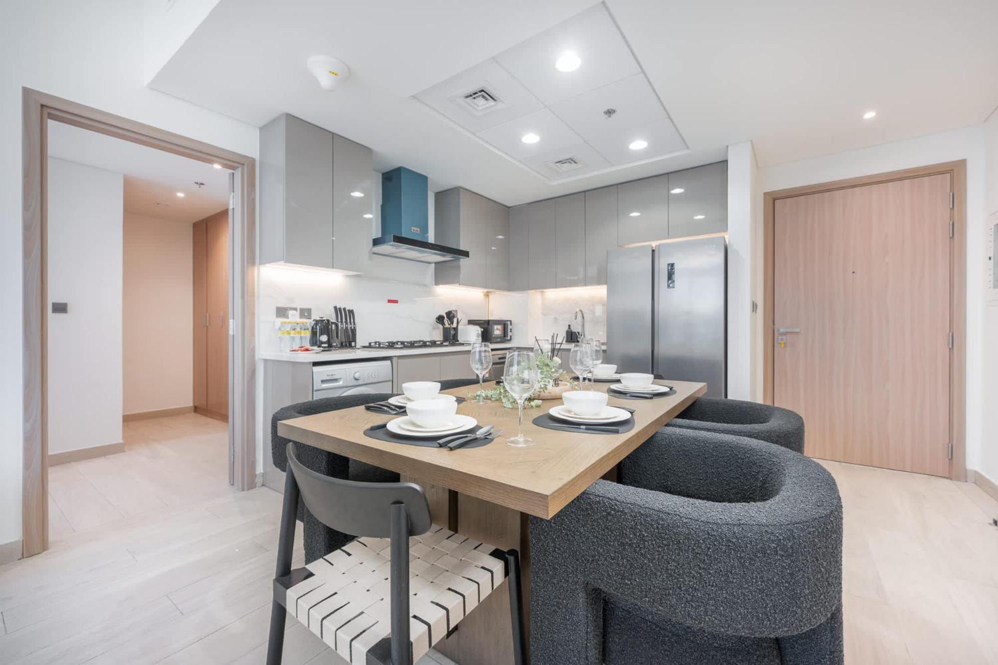 Bright And Elegant 3-bedroom Escape Perfect For Families In Meydan Appartement