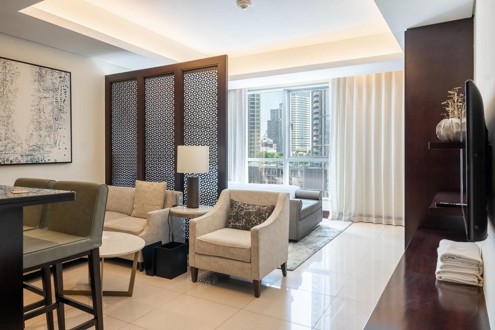 Residencial In Address Downtown Connected To Mall Appartement