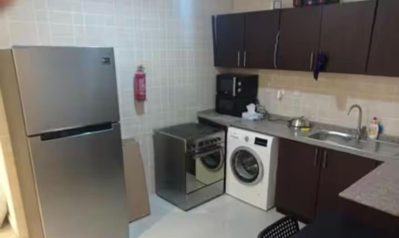 Creative Partition In Barsha 1 Near Metro Privatunterkunft Dubai