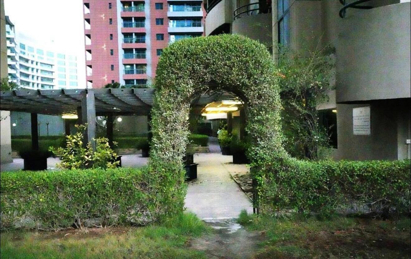 The Junction Partition In Barsha Heights Dubaï