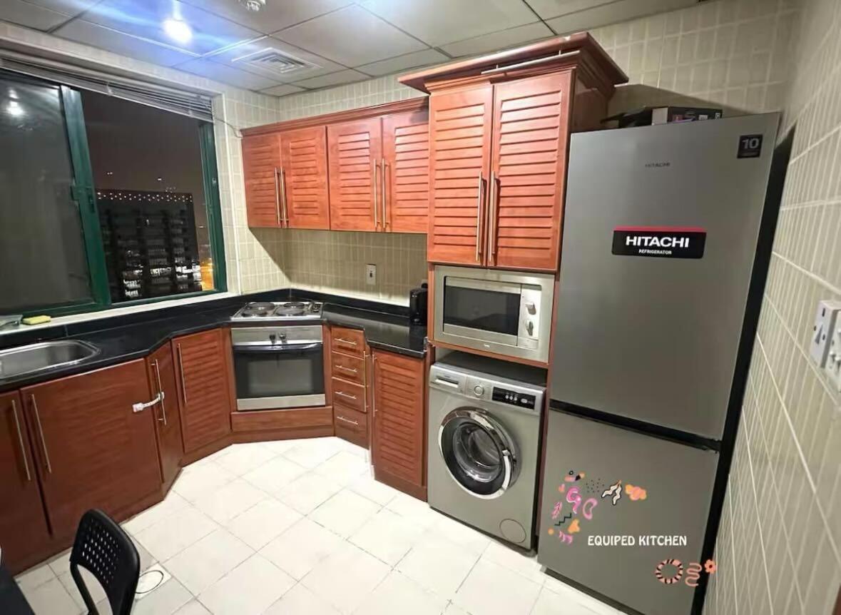 The Junction Partition In Barsha Heights * Dubaï