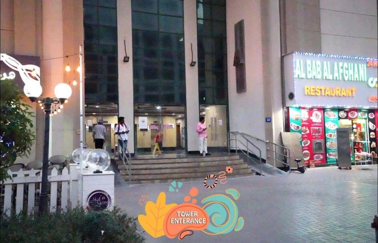 The Junction Partition In Barsha Heights Dubaï