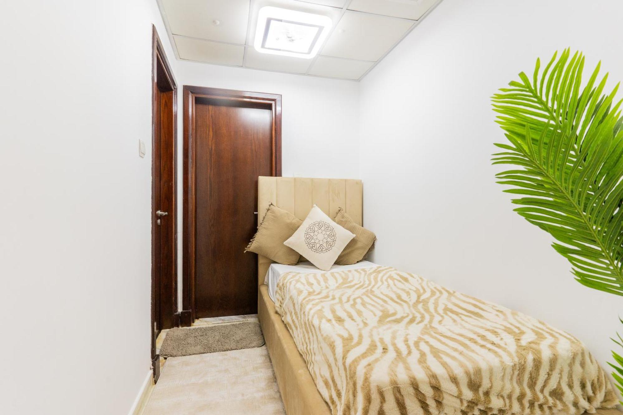 Appartement Luxury 3br With Stunning Full Marina View In *