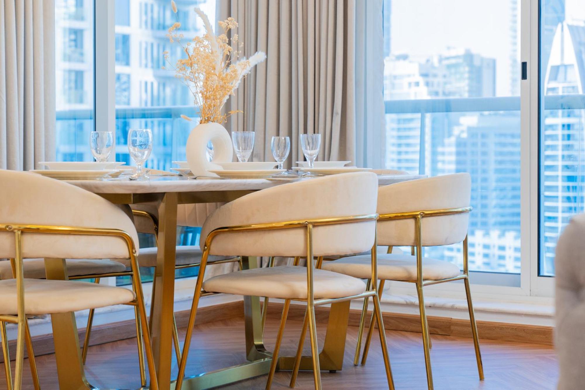 Luxury 3br With Stunning Full Marina View In Appartement *