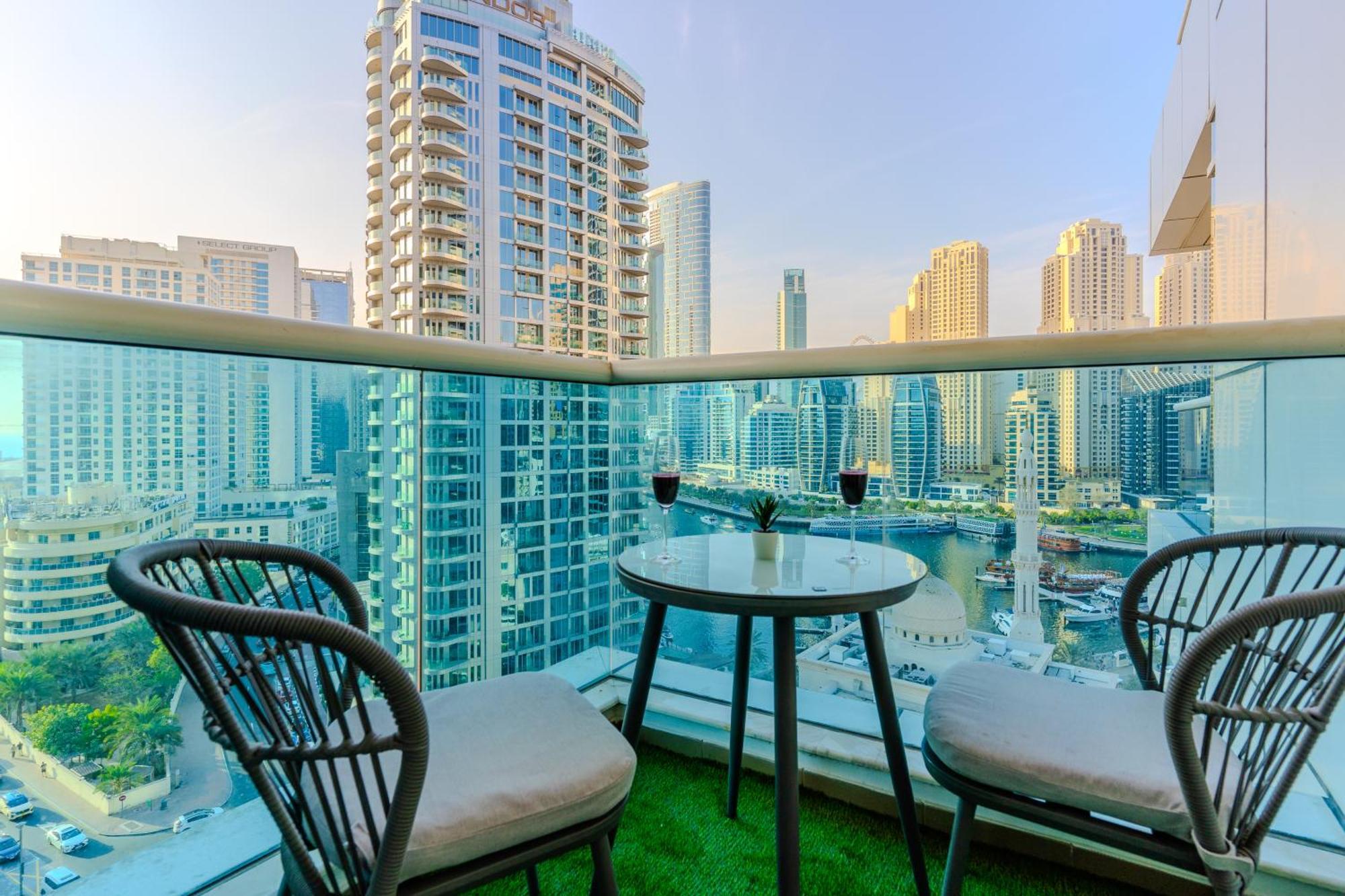 Appartement Luxury 3br With Stunning Full Marina View In