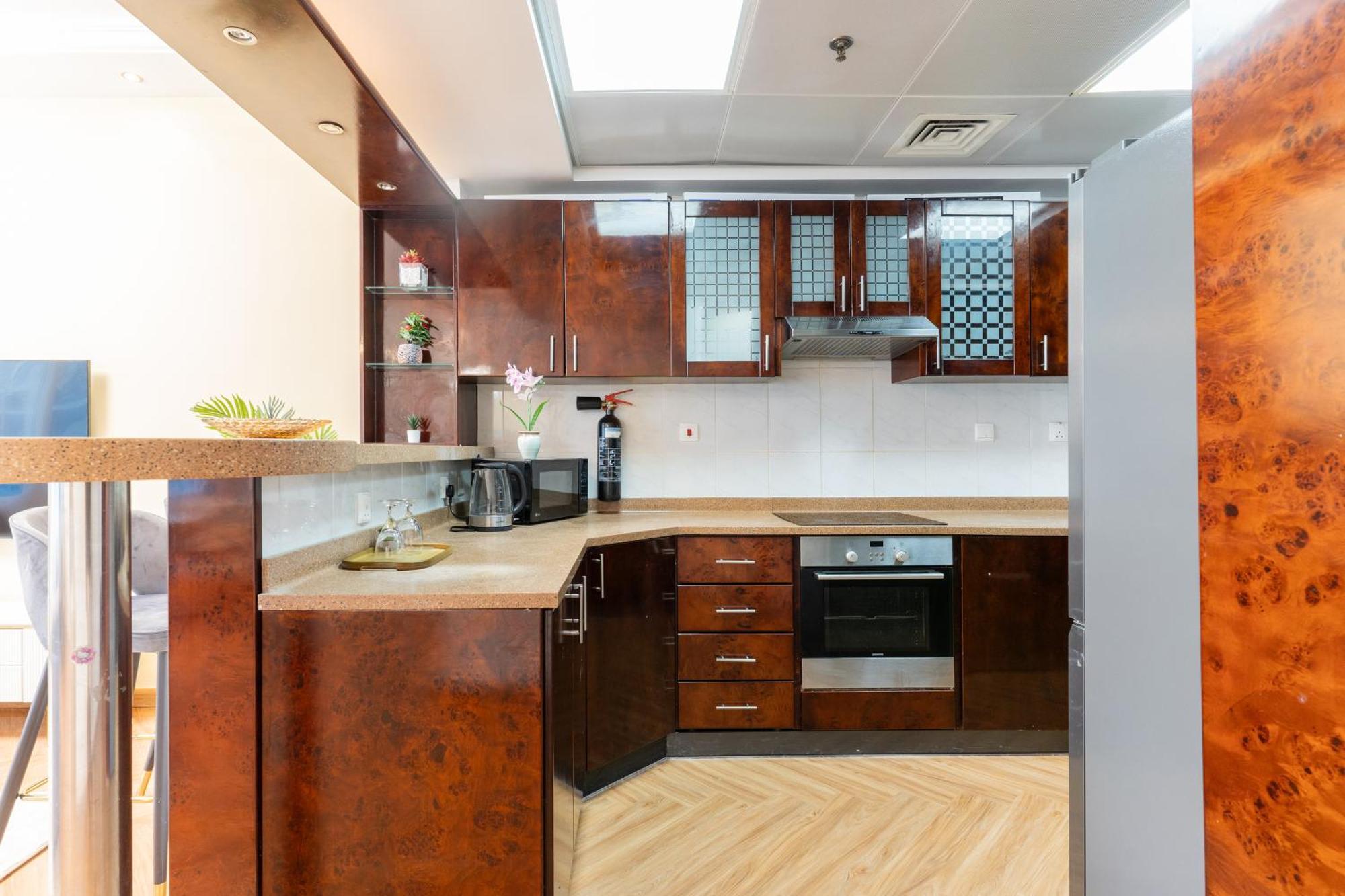 Luxury 3br With Stunning Full Marina View In Appartement