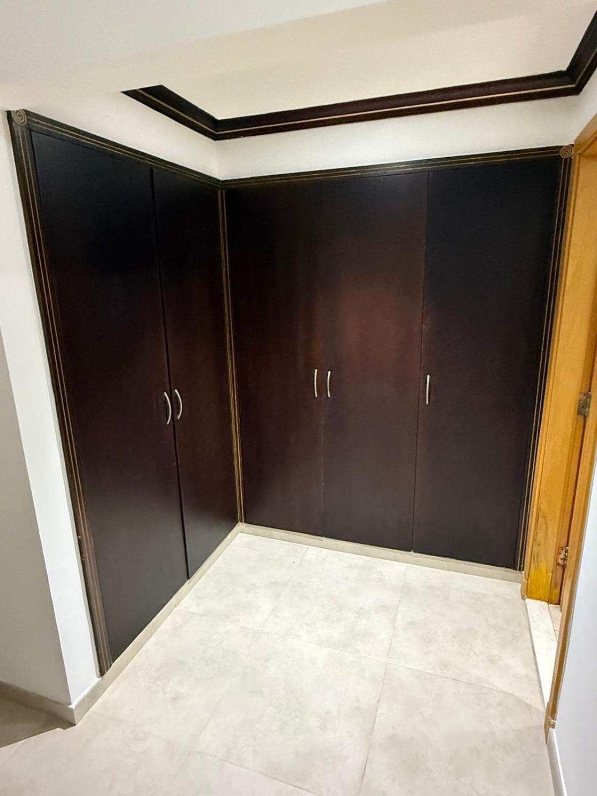 Backpackers Heaven ! 18 Beds In A 2 Bedroom In Front Of Union Metro Station Diera