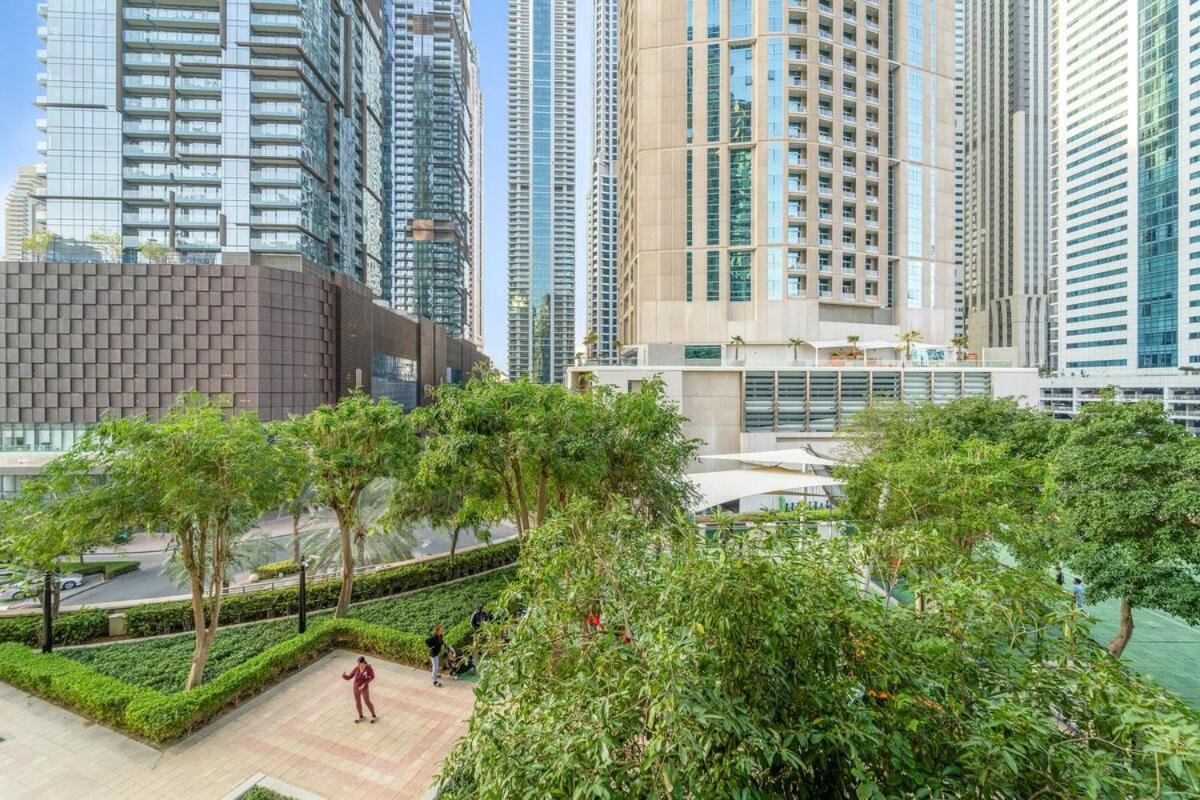 First Class 3br Luxurious Marina Escape * Dubaï