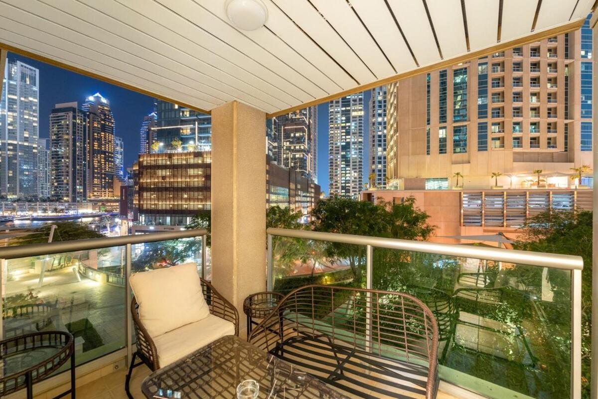 Appartement First Class 3br Luxurious Marina Escape Dubaï
