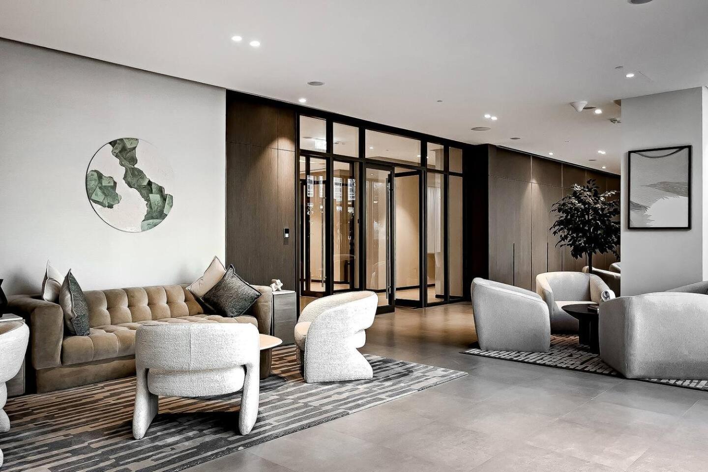 Grande Signature Residences *