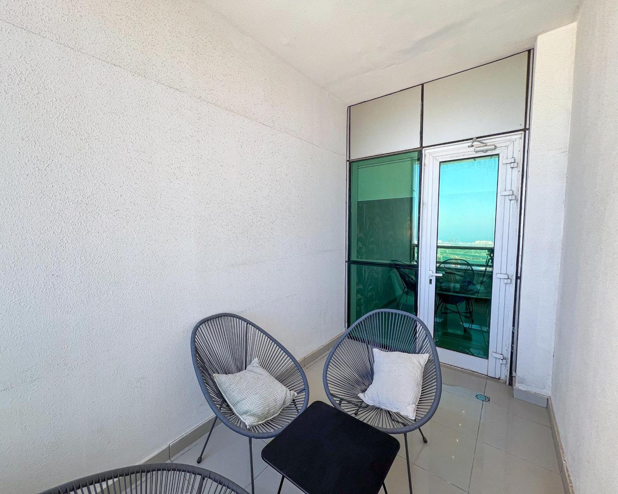 Luxurious 3b Panoramic The Palm View - Samaya Homes