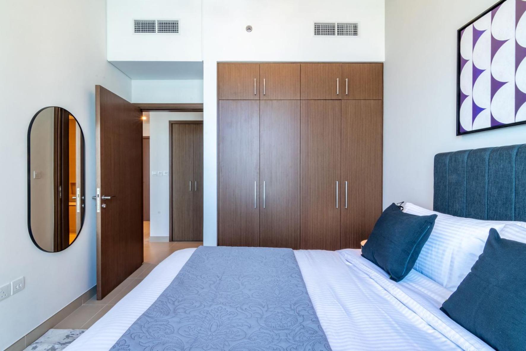 Apartment Silkhaus Elegant 1bdr Pad With Marina And Views New Building Dubai