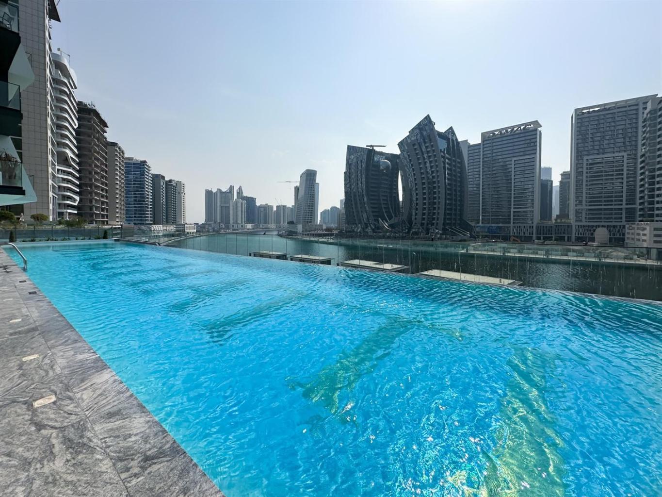 Trophy - Santorini Burjkhalifa & Canal Views Sofa Bed Apartamento *