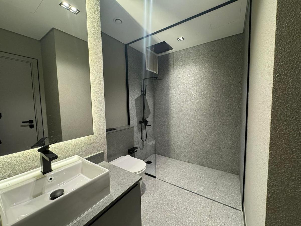 Appartement Brand New Chic 8min To Downtown Dubaï