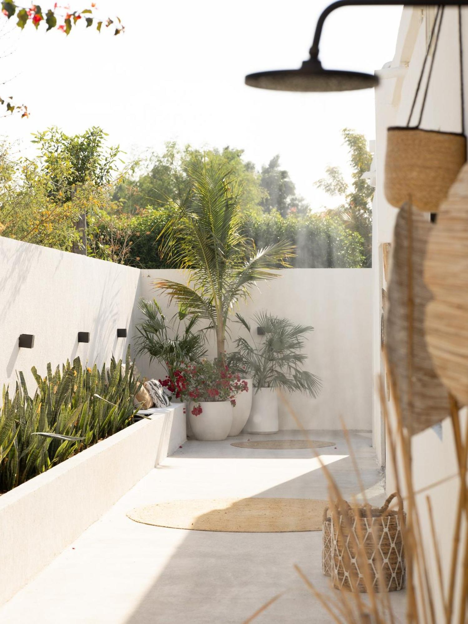 Appartement Luxury Boho Chic Beachside Escape, Shared Pool & Burj Khalifa View! *