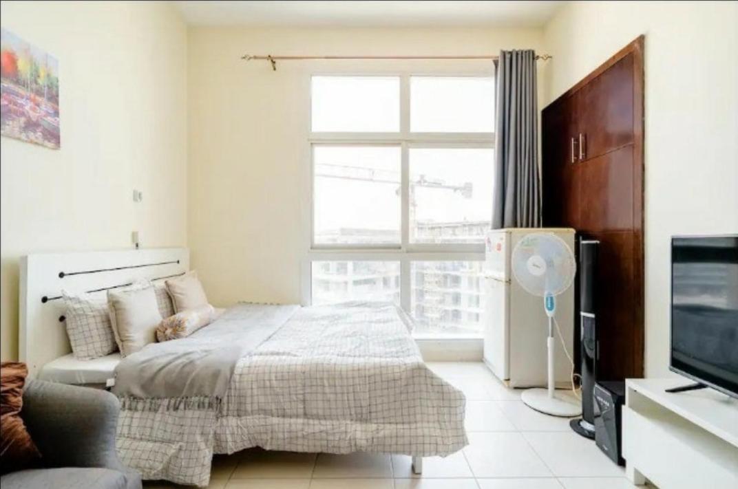 Superb With Detached Bathroom & Shared Kitchen Appartement *