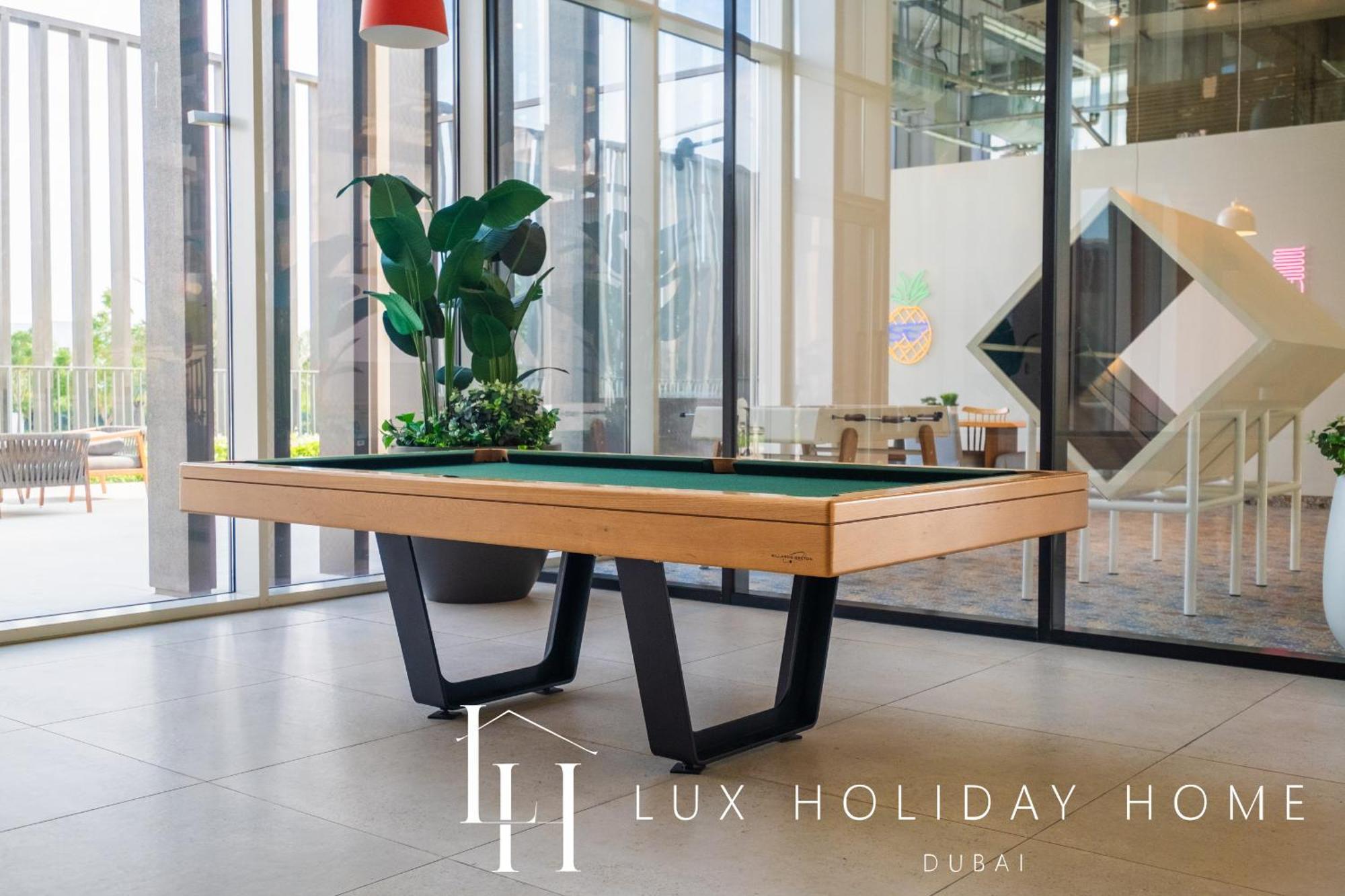 Lux The Collective Hills * Dubaï