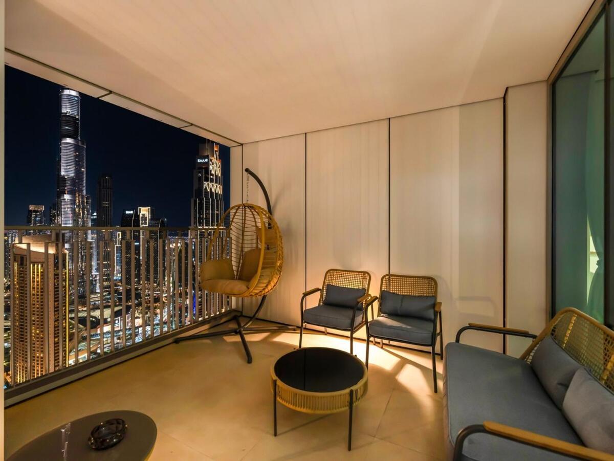 Royal Vista At Downtown Views II - Downtown Dubai City & Burj Khalifa Views - Brand New Luxury 4Br Apartment *