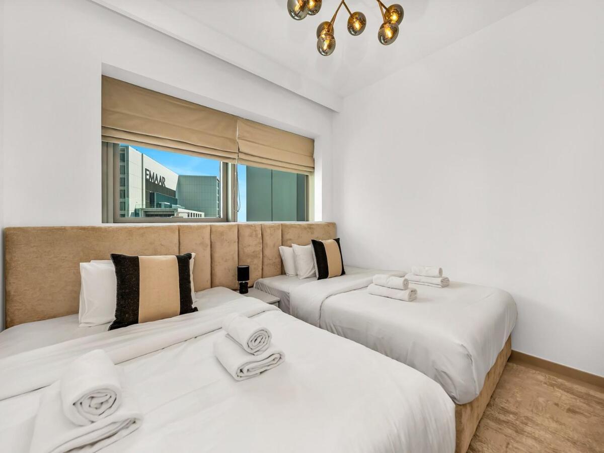 Royal Vista At Downtown Views II - Downtown Dubai City & Burj Khalifa Views - Brand New Luxury 4Br Apartment