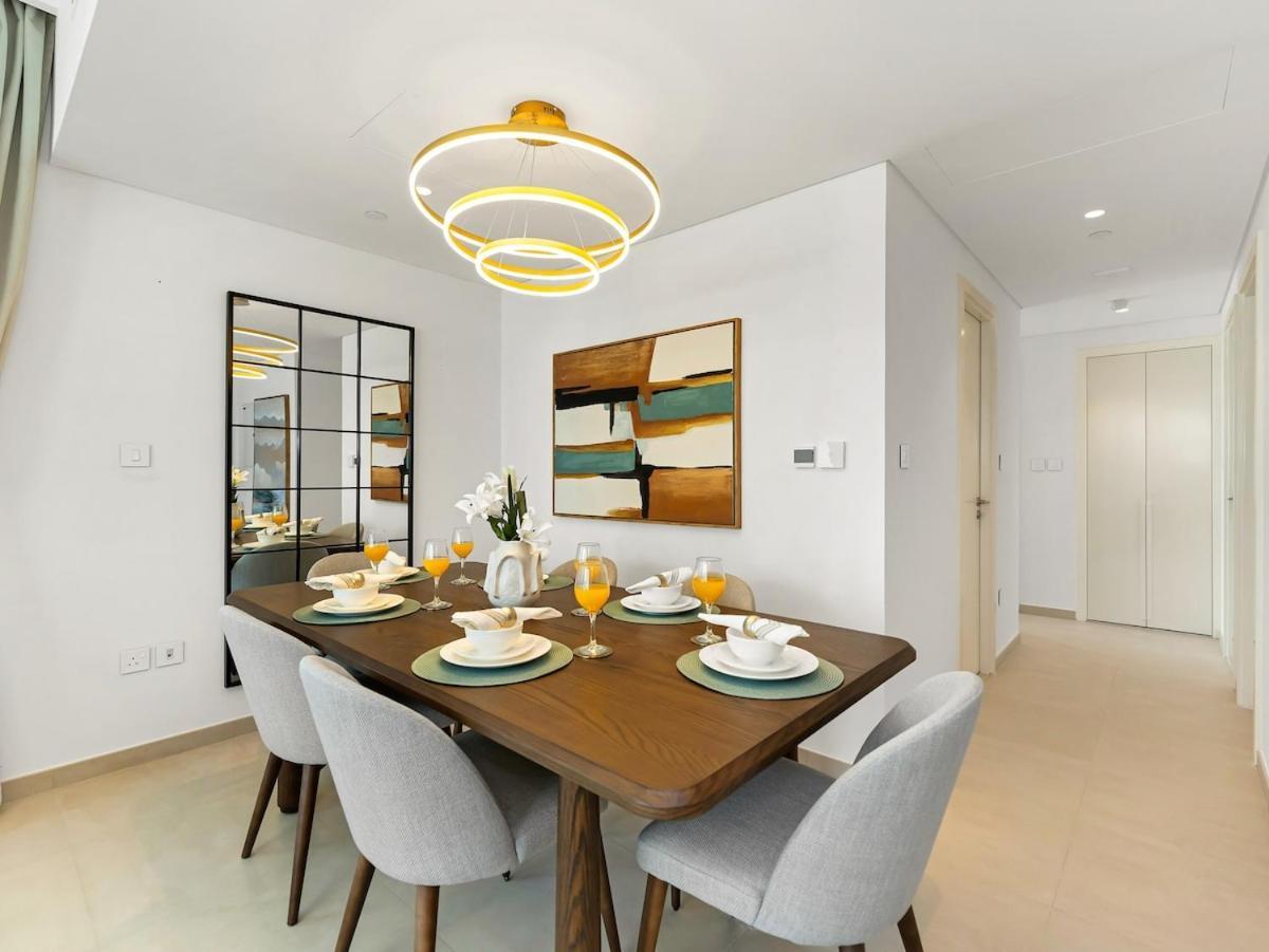 Royal Vista At Downtown Views II - Downtown Dubai City & Burj Khalifa Views - Brand New Luxury 4Br Apartment