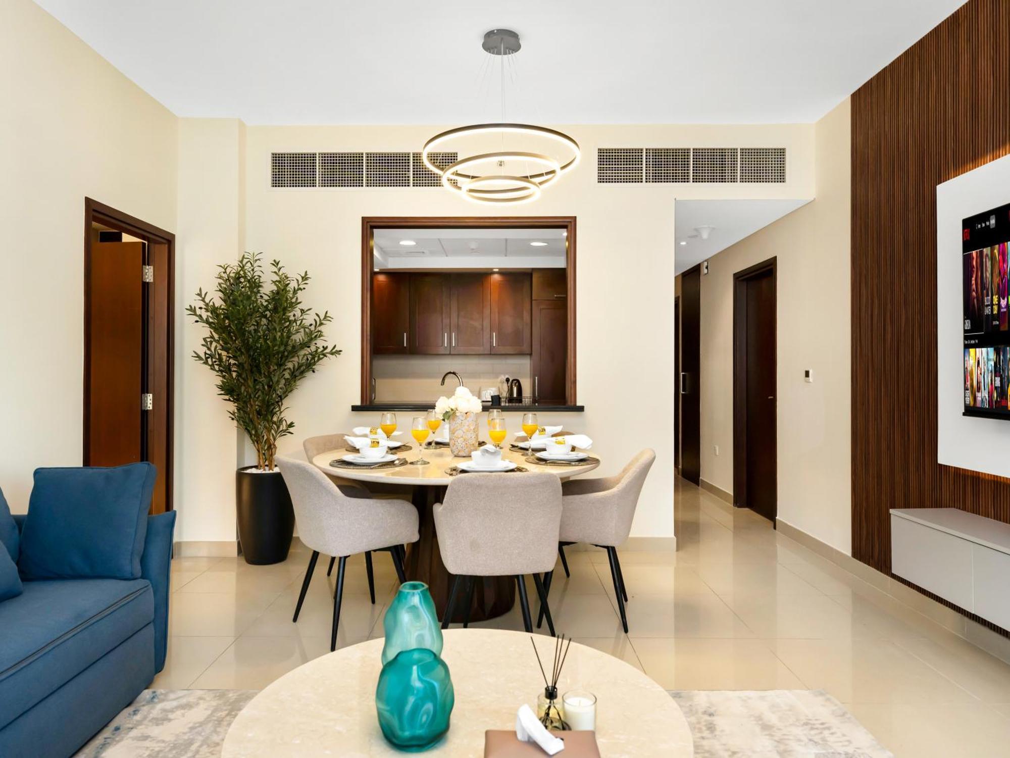 Appartement 2br With Mini-golf In Dt With Partial Burj Khalifa View *