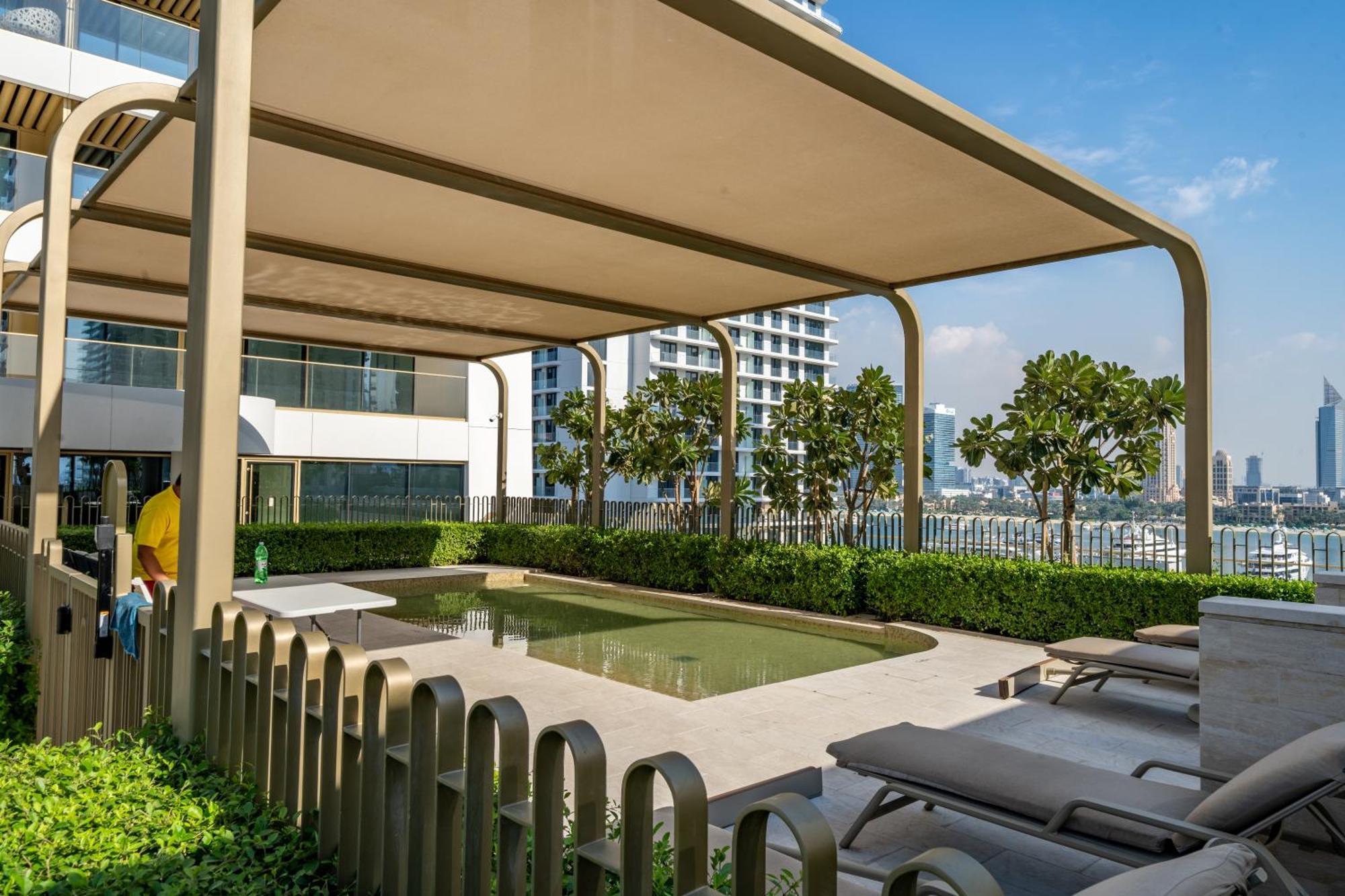 Homes & Beyond I Contemporary 2br With Sea View Appartement *