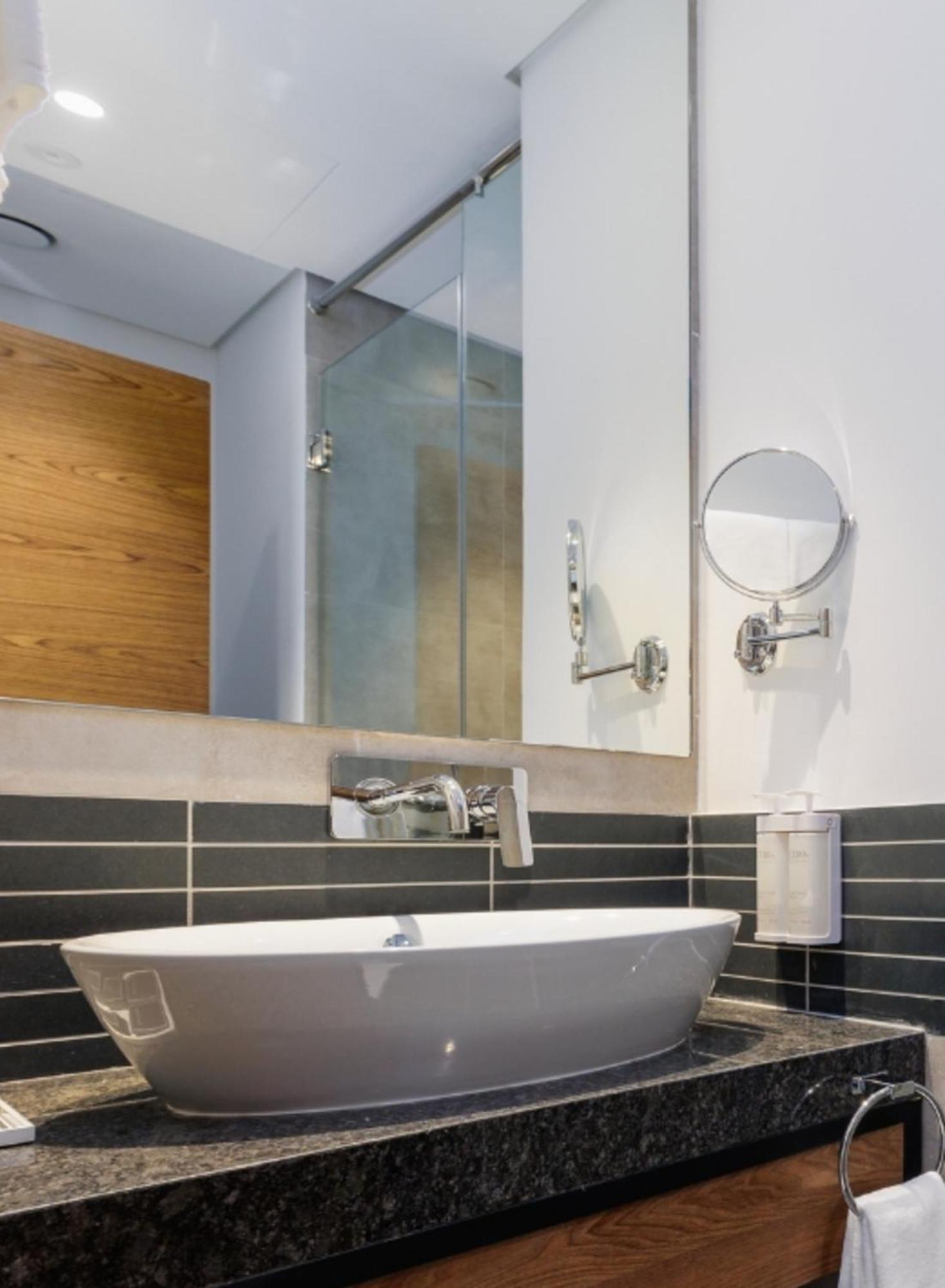 Hotel Avalon Dubai Jumeirah Village Circle Hotel Dubai