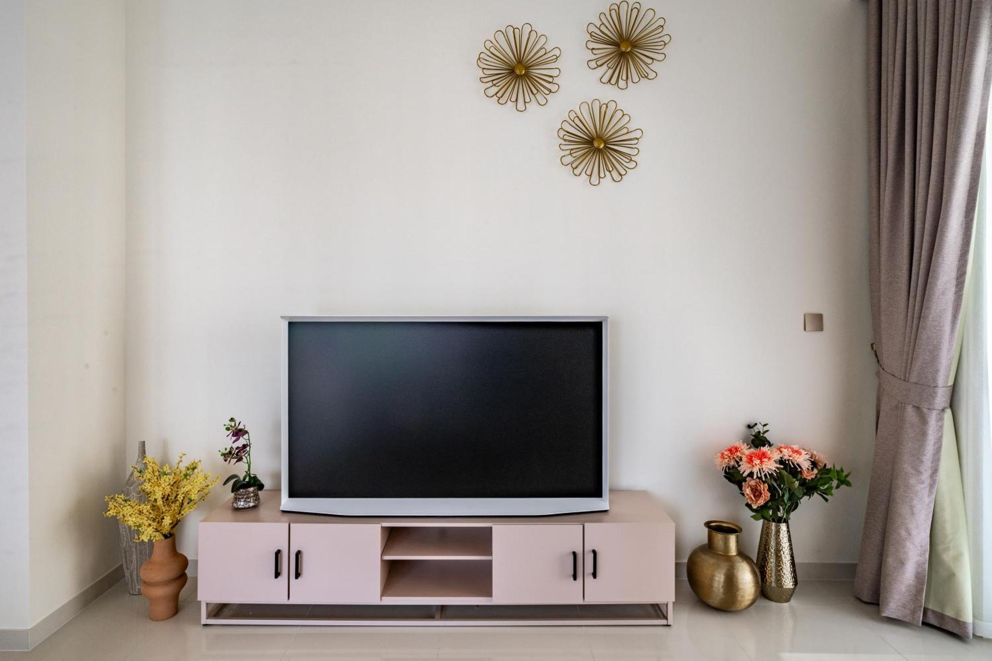 Homes & Beyond I Contemporary 2br With Sea View Appartement *