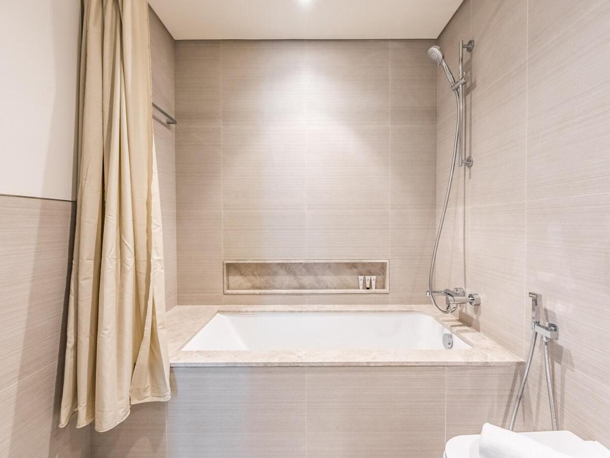 Newly Furnished 1br - Grande Signature Appartement Dubaï