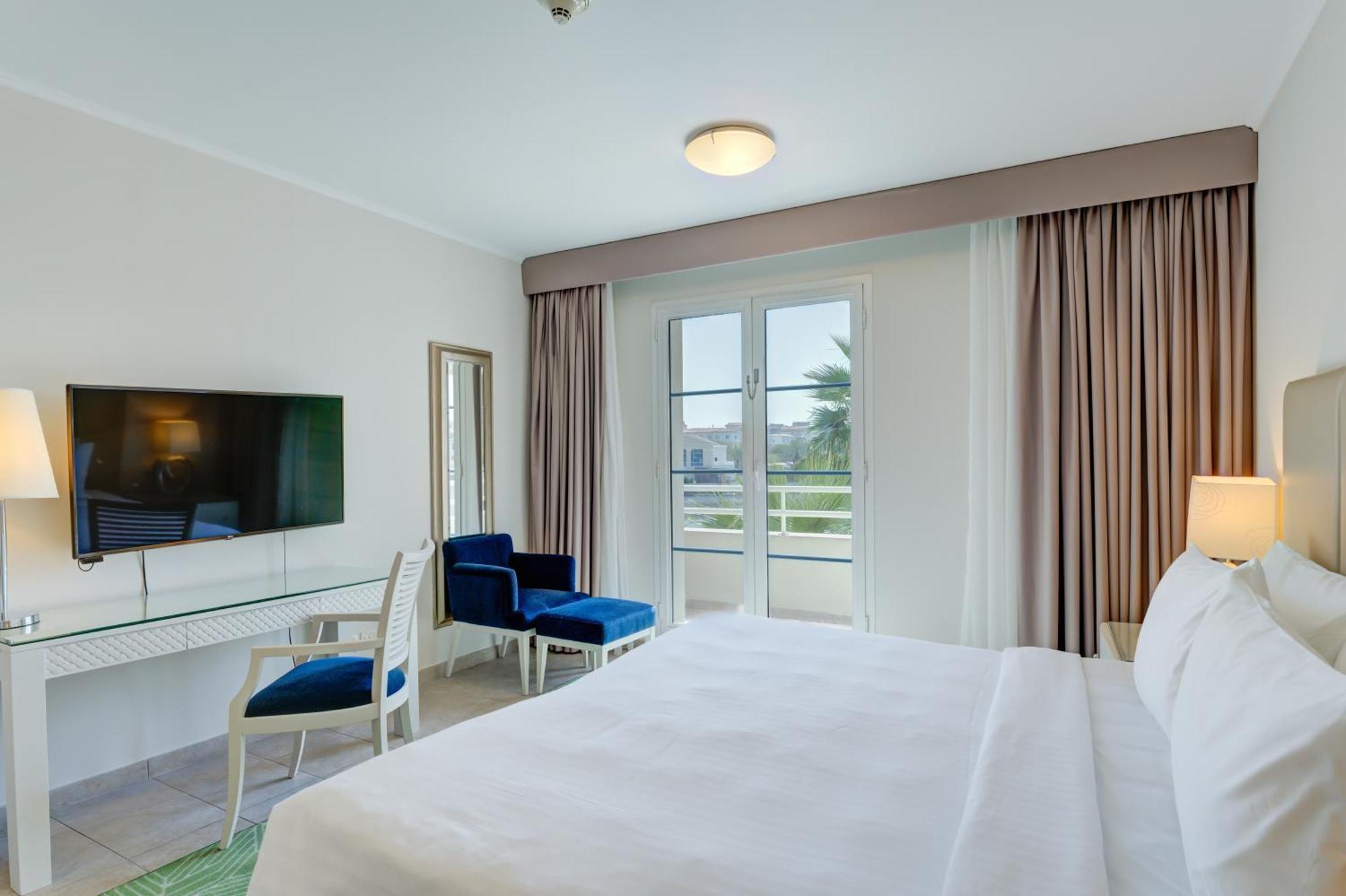 Millennium Lakeview Formerly Copthorne Lakeview Executive 4* Dubái