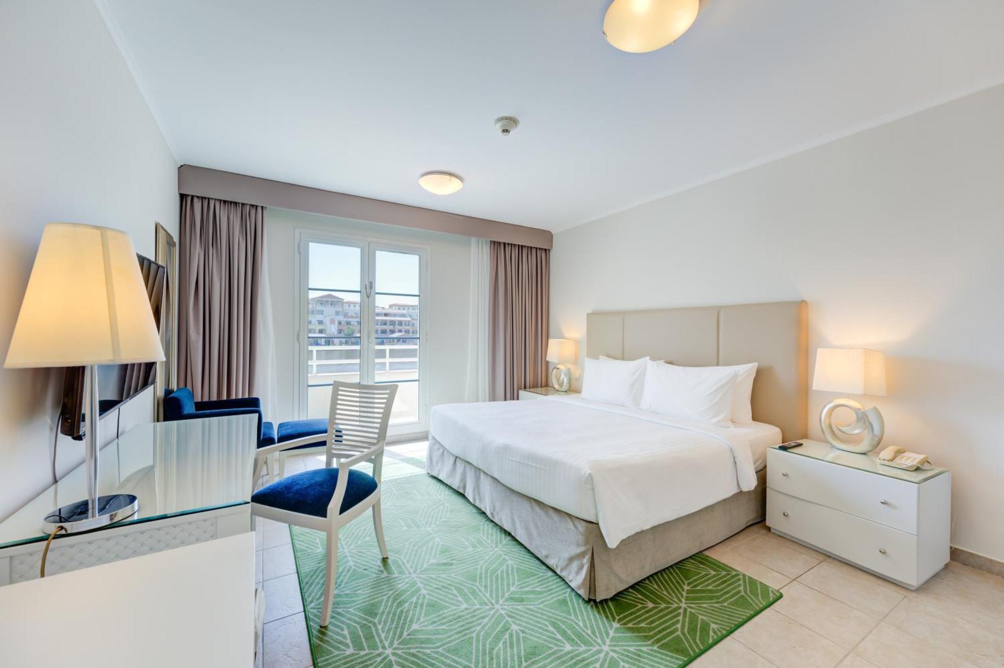 Apartahotel Millennium Lakeview Formerly Copthorne Lakeview Executive