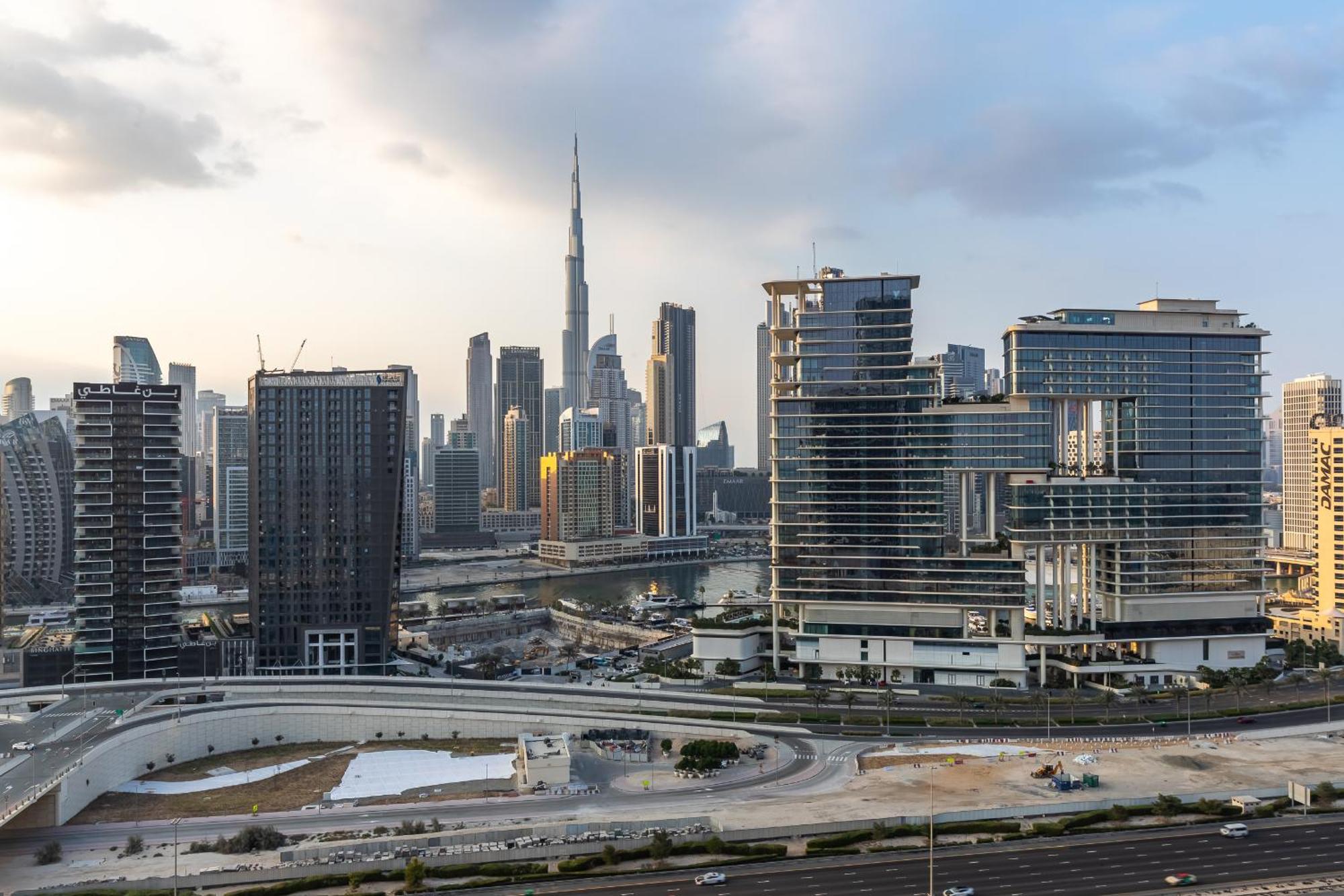Apartamento Simply Comfort At Upside Living Burj View 10 Min To Dt Dubai