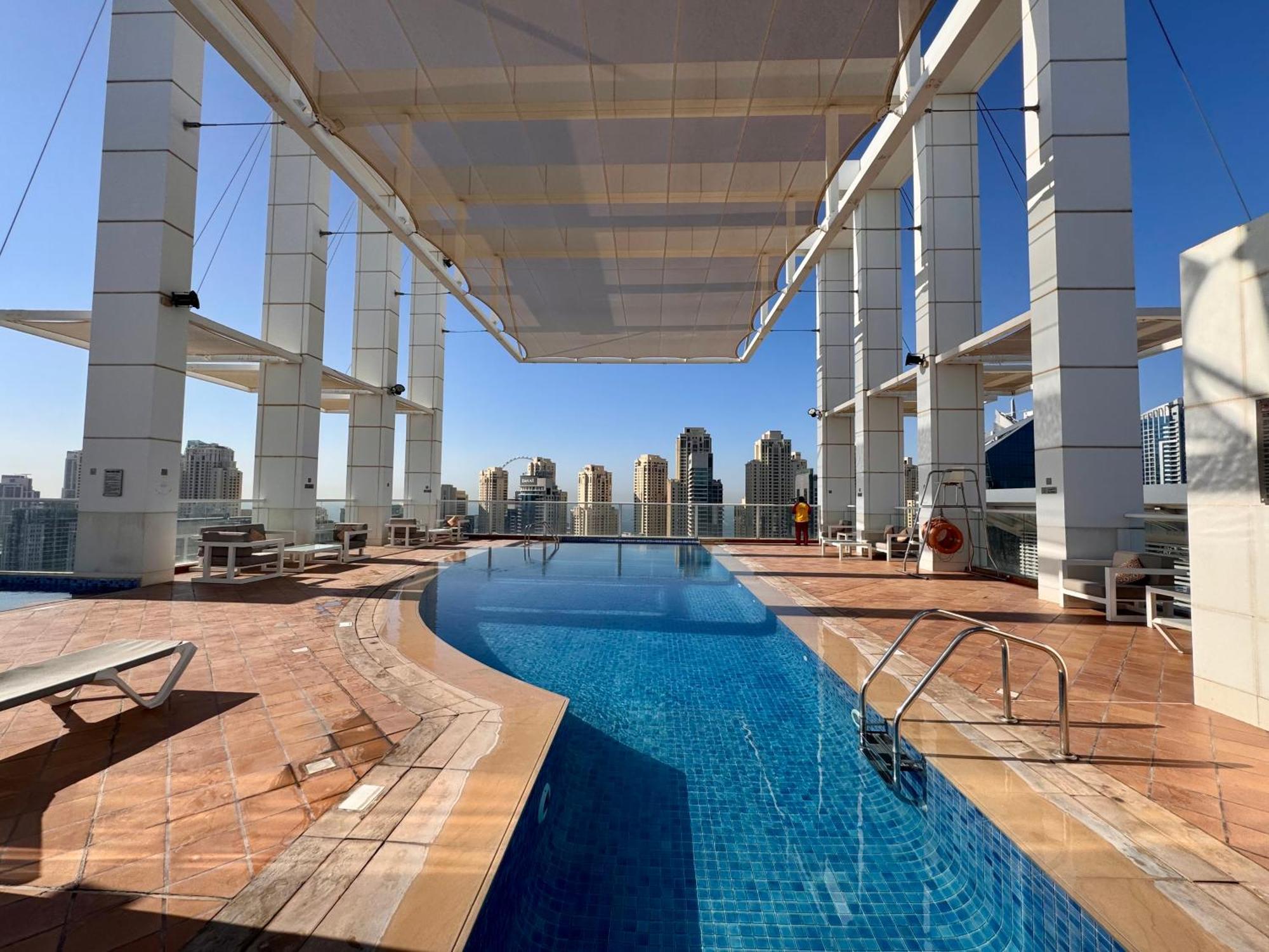 2 Bed In La Riviera Tower, Marina Near Metro And Mall, 12-min Walk To Jbr Beach! * Dubaï