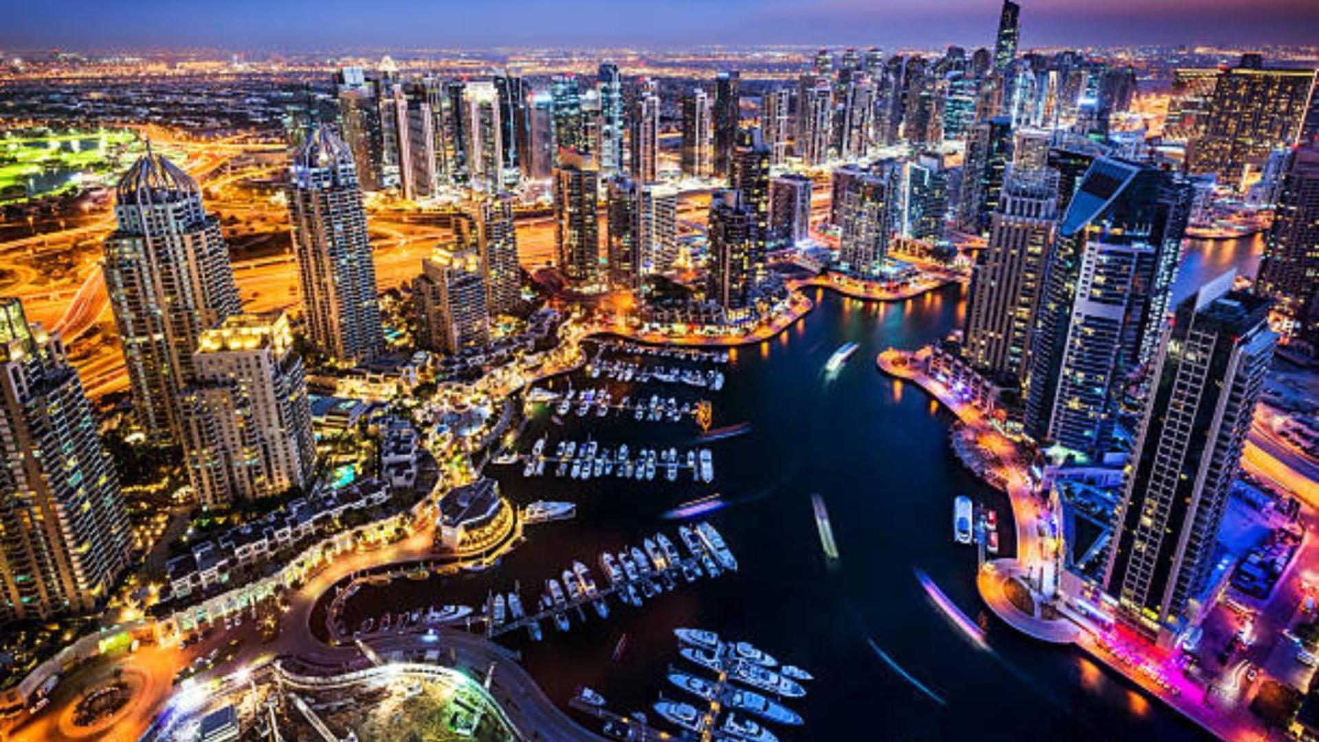 Alloggio in famiglia Devine Homes Jbr Beach *