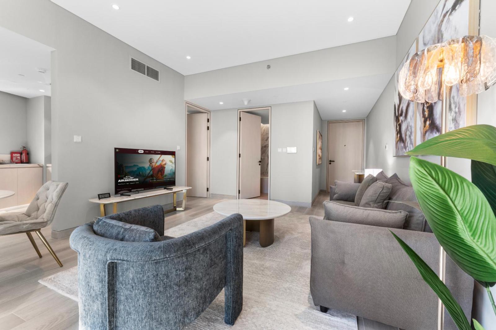 Luxury Living In Marina 1br Extra Large